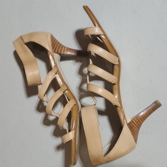 Adrienne Vittadini Strappy Leather 3" Heeled Sz. 8.5 Sandalas - Picture 3 of 9